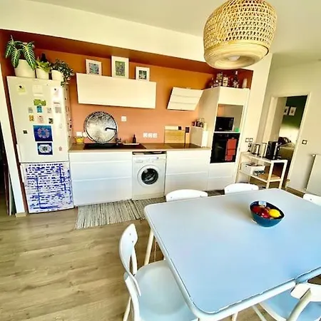 Bastide - 2 - Parking - Balcon - Free Wifi * Bordeaux