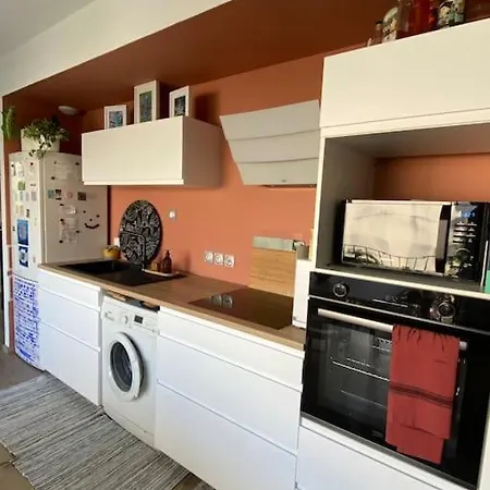Bastide - 2 - Parking - Balcon - Free Wifi Apartment *